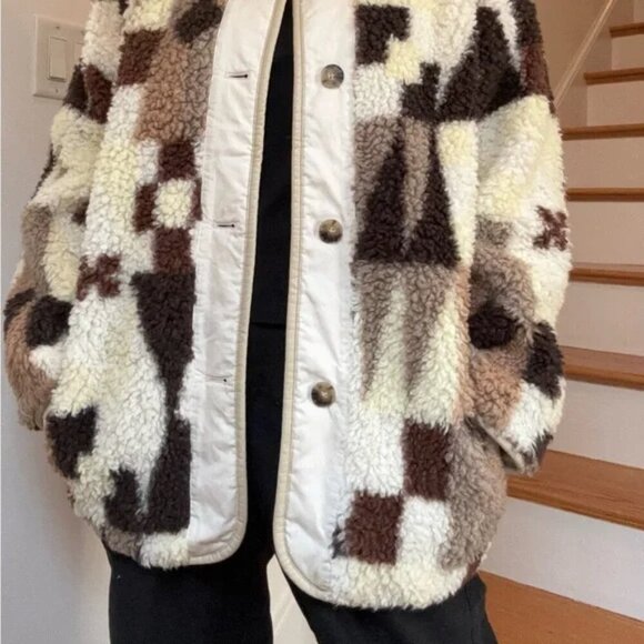 Aritzia Wilfred Free River Faux Sherpa Teddy Jacket Geometric Brown Cream XS - Picture 5 of 10